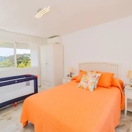 Cubo's Rubi Townhouse Holiday home *