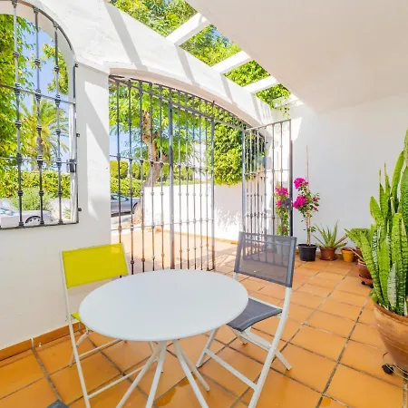 Cubo's Rubi Townhouse * Marbella