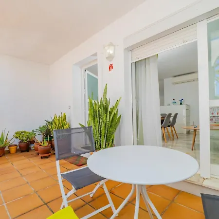 Holiday home Cubo's Rubi Townhouse *