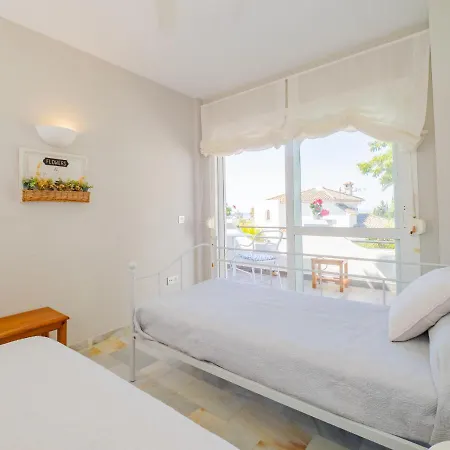 Holiday home Cubo's Rubi Townhouse *